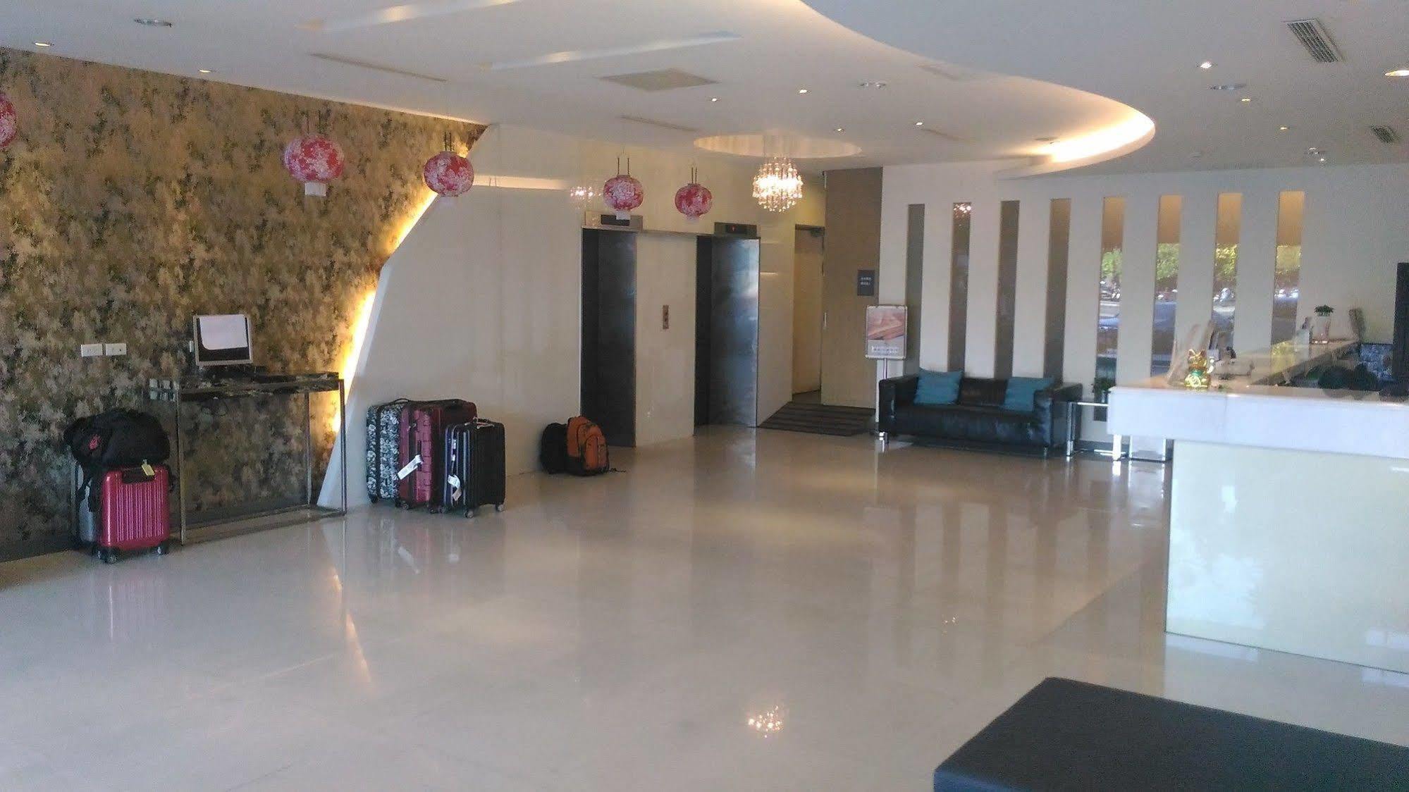 Palmer Hotel Taichung Dış mekan fotoğraf