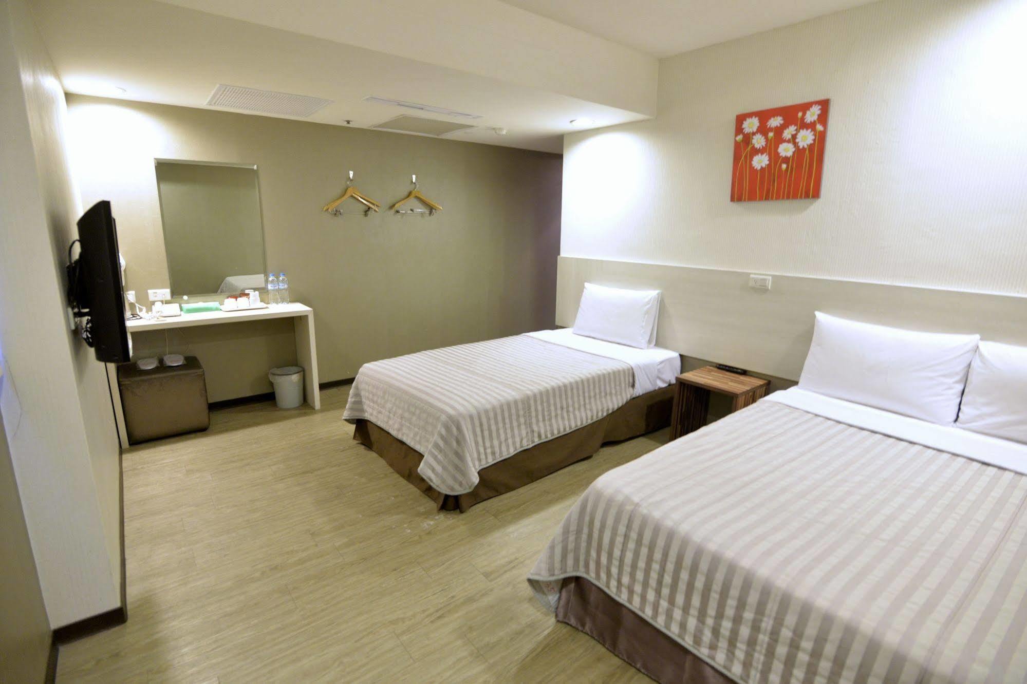 Palmer Hotel Taichung Dış mekan fotoğraf
