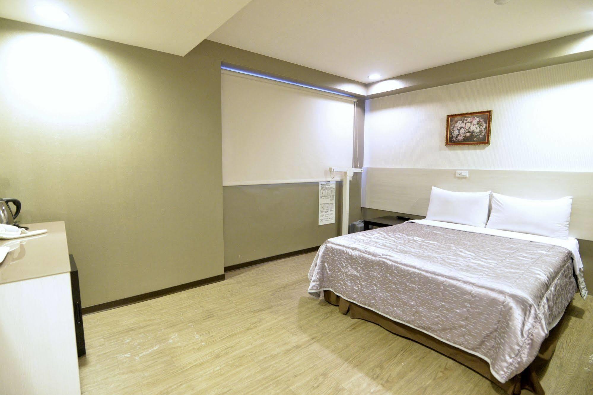 Palmer Hotel Taichung Dış mekan fotoğraf