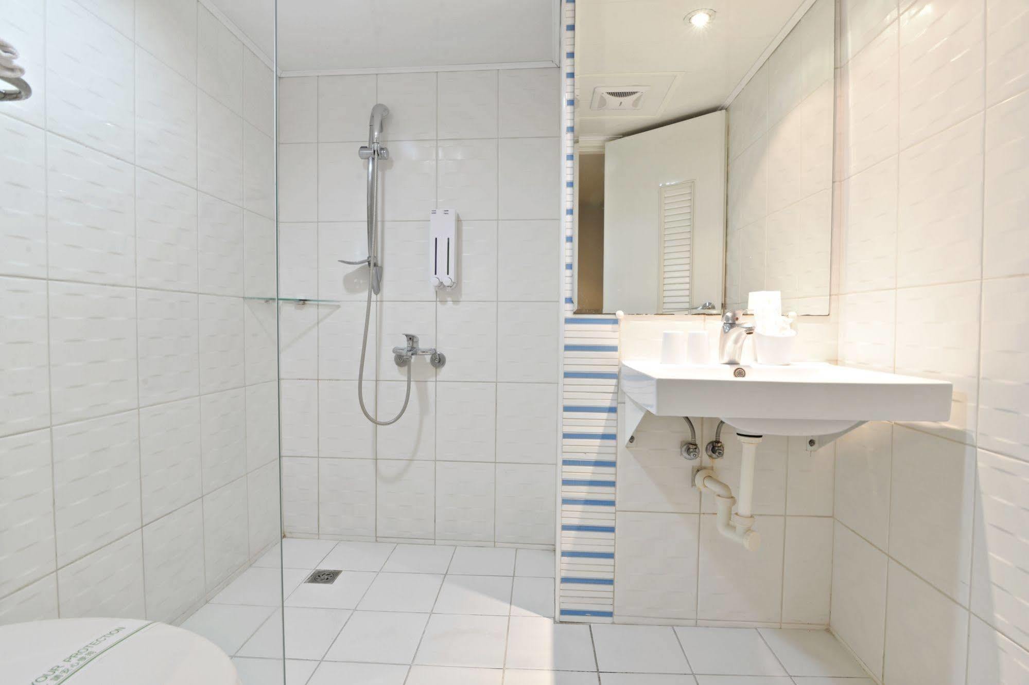 Palmer Hotel Taichung Dış mekan fotoğraf