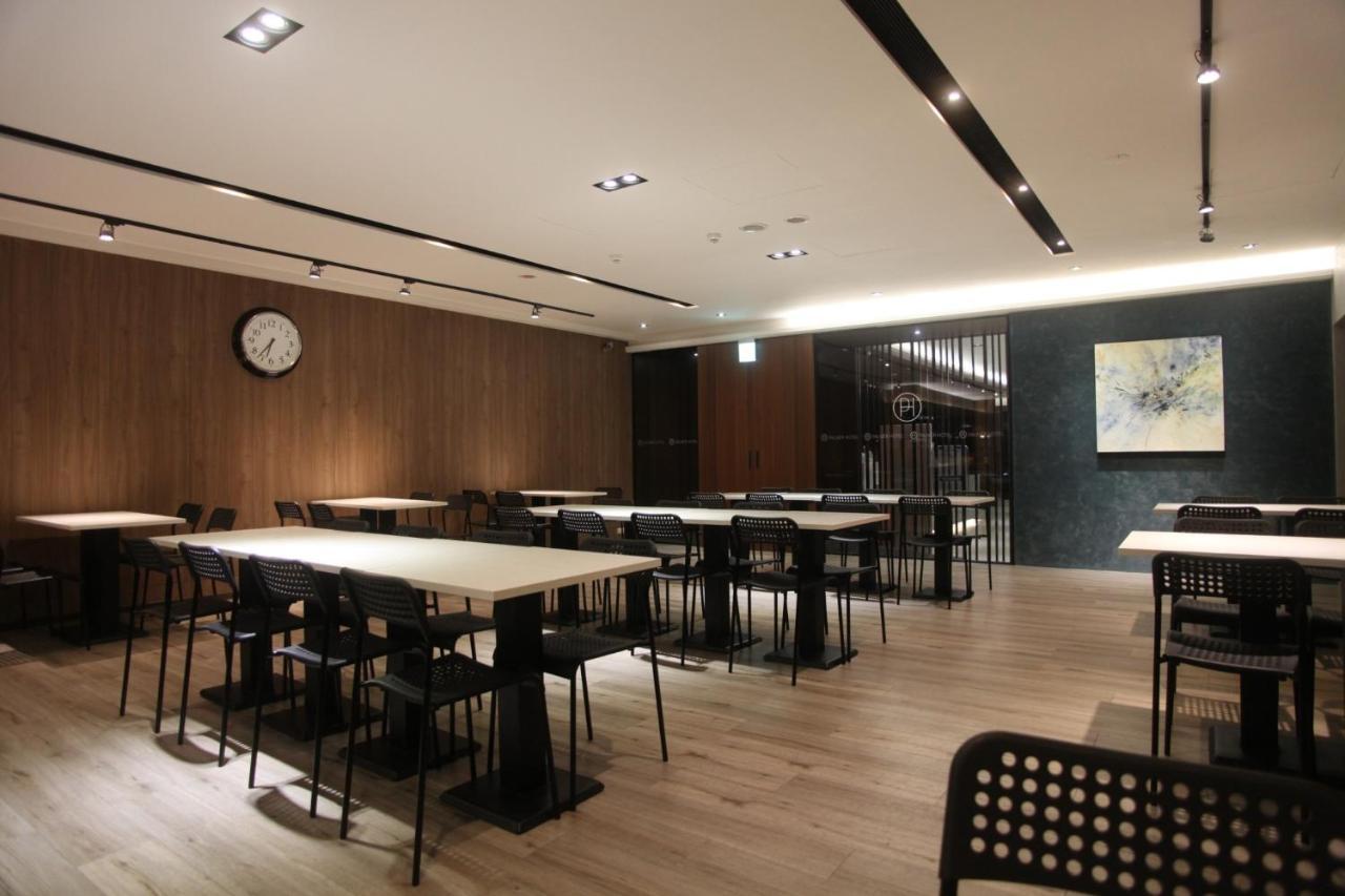 Palmer Hotel Taichung Dış mekan fotoğraf